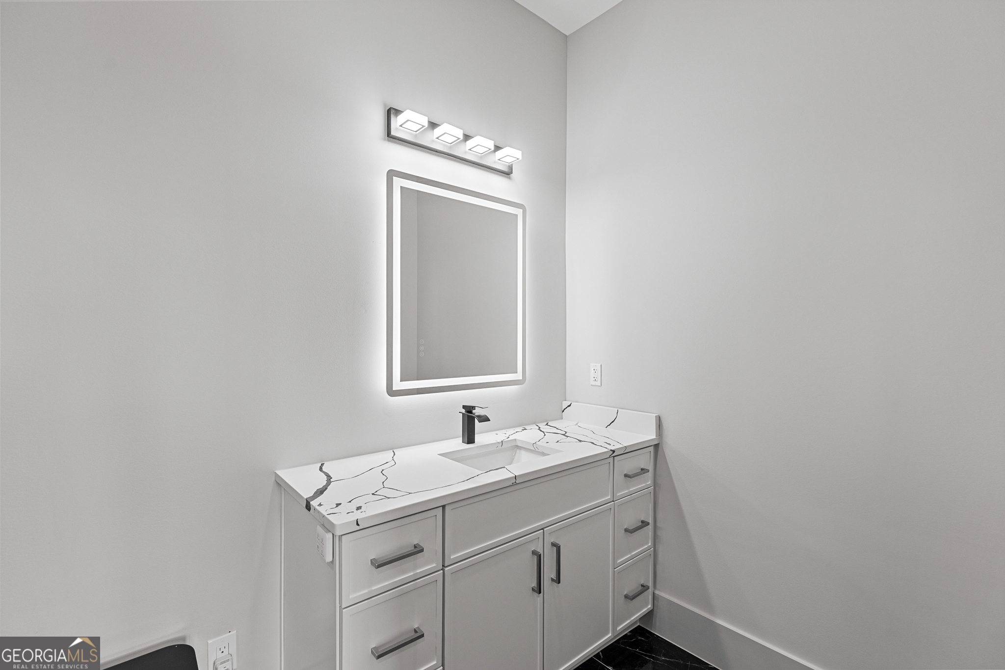 2709 Collins Hill Road Property Photo 71
