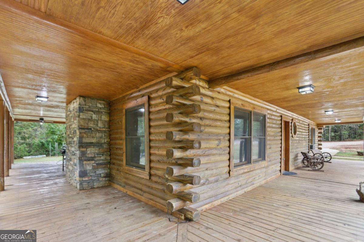 5467 Highway 162 S Property Photo 13