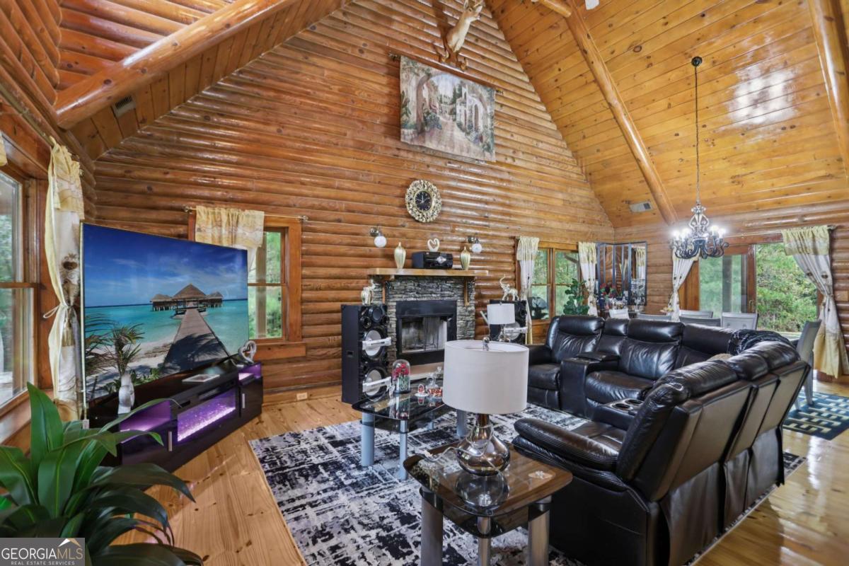 5467 Highway 162 S Property Photo 17