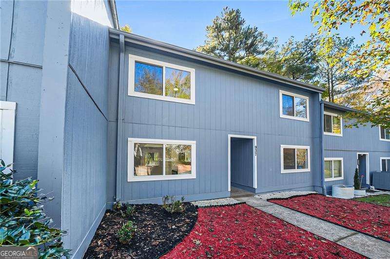 937 Pine Oak Trail Property Photo 1