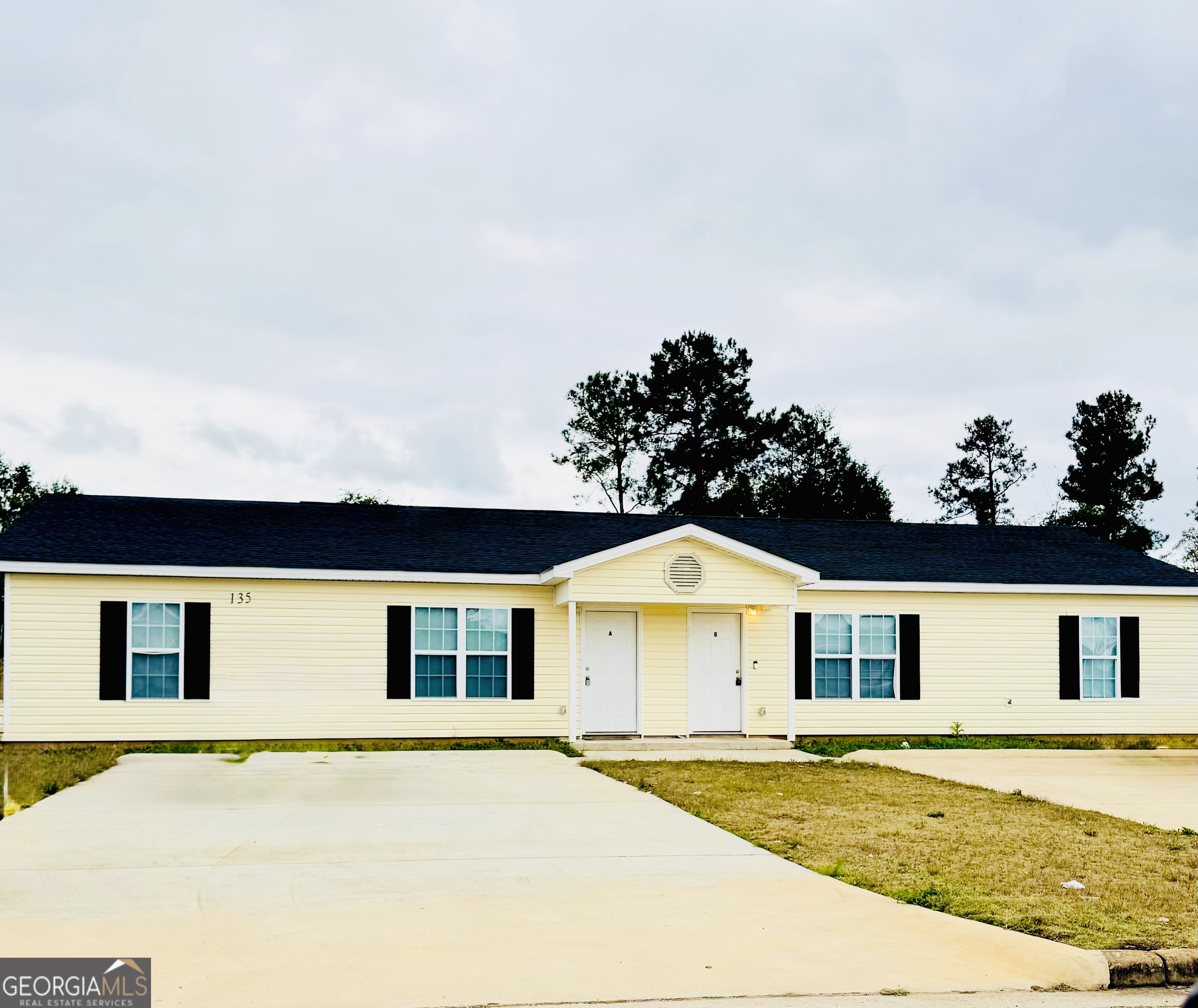 135 Ronald Pride Boulevard Property Photo 1