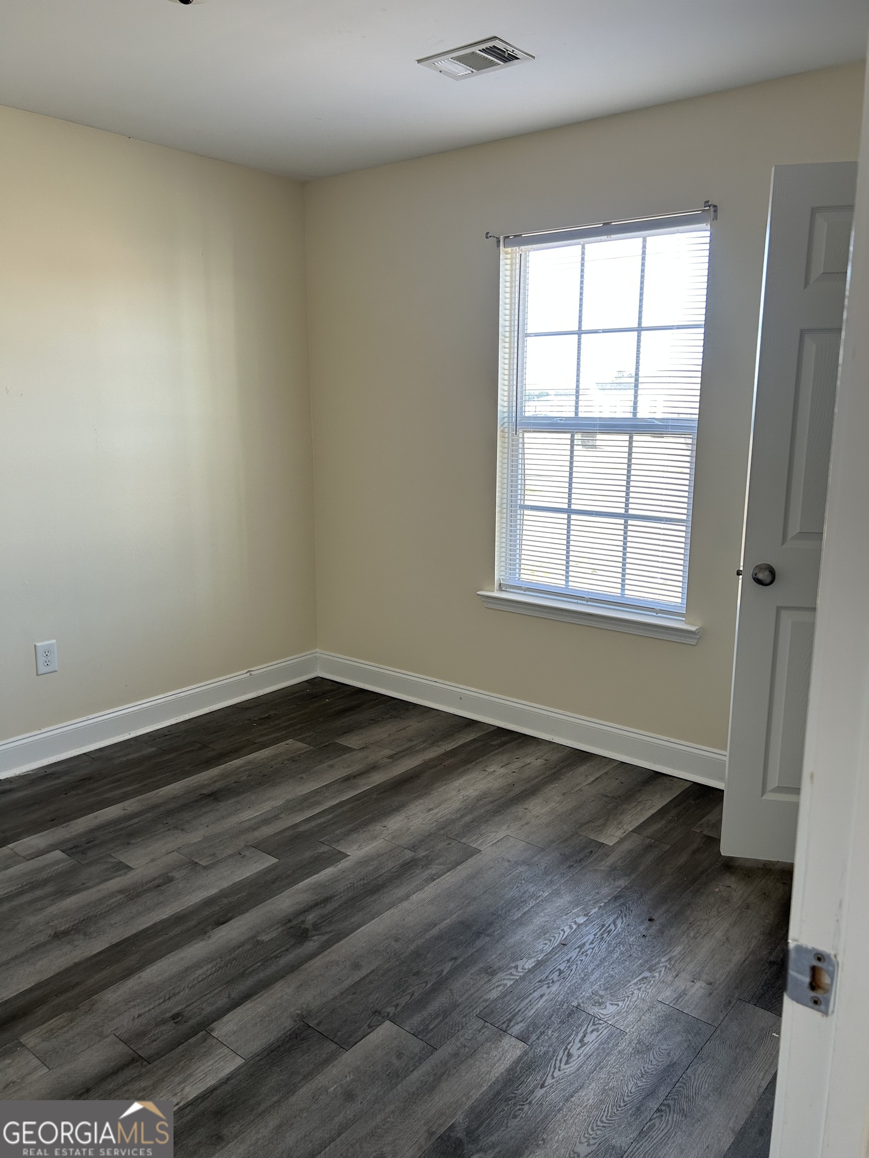 135 Ronald Pride Boulevard Property Photo 8