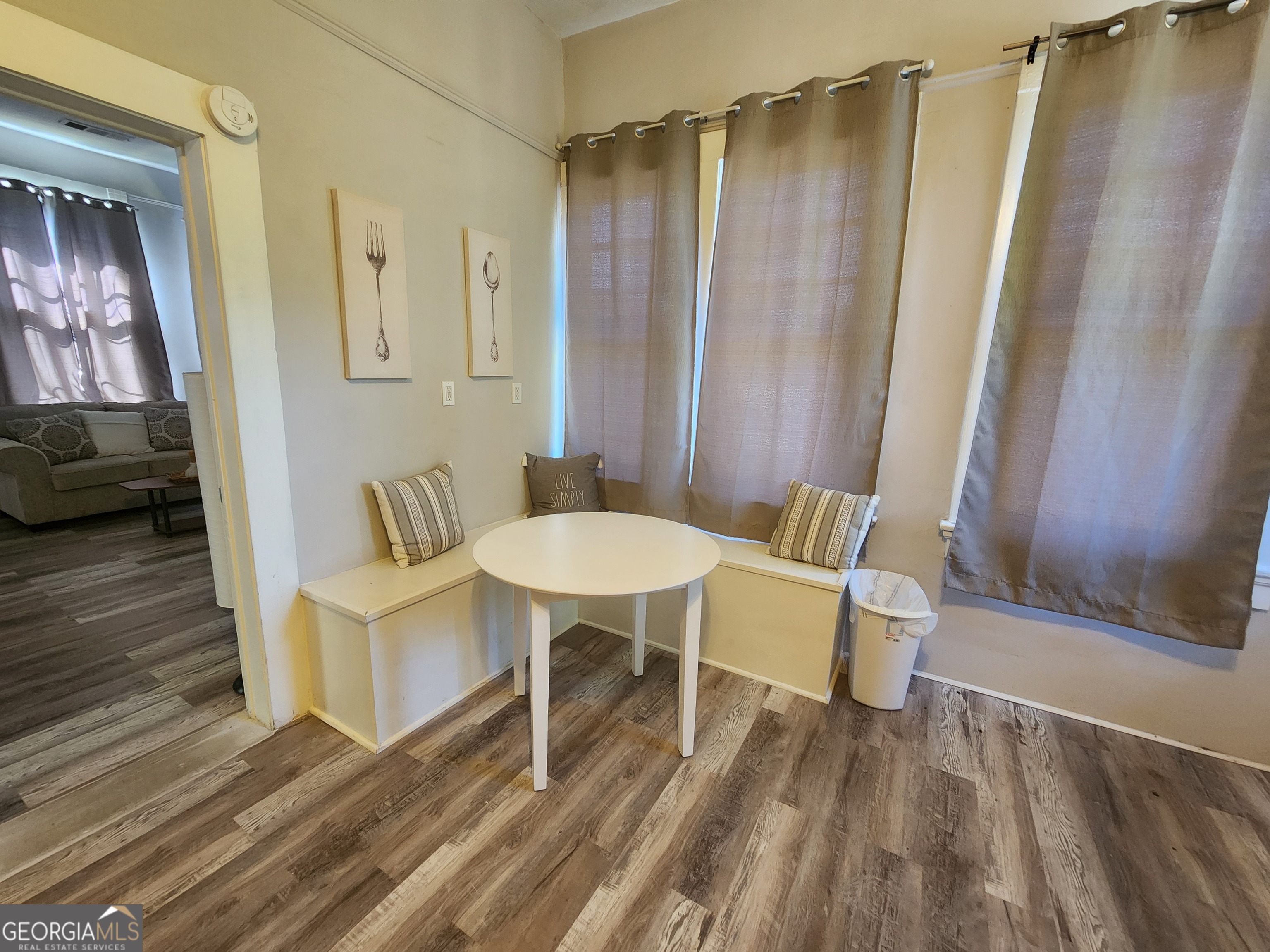 917 Oakview Avenue # 5 Property Photo 5