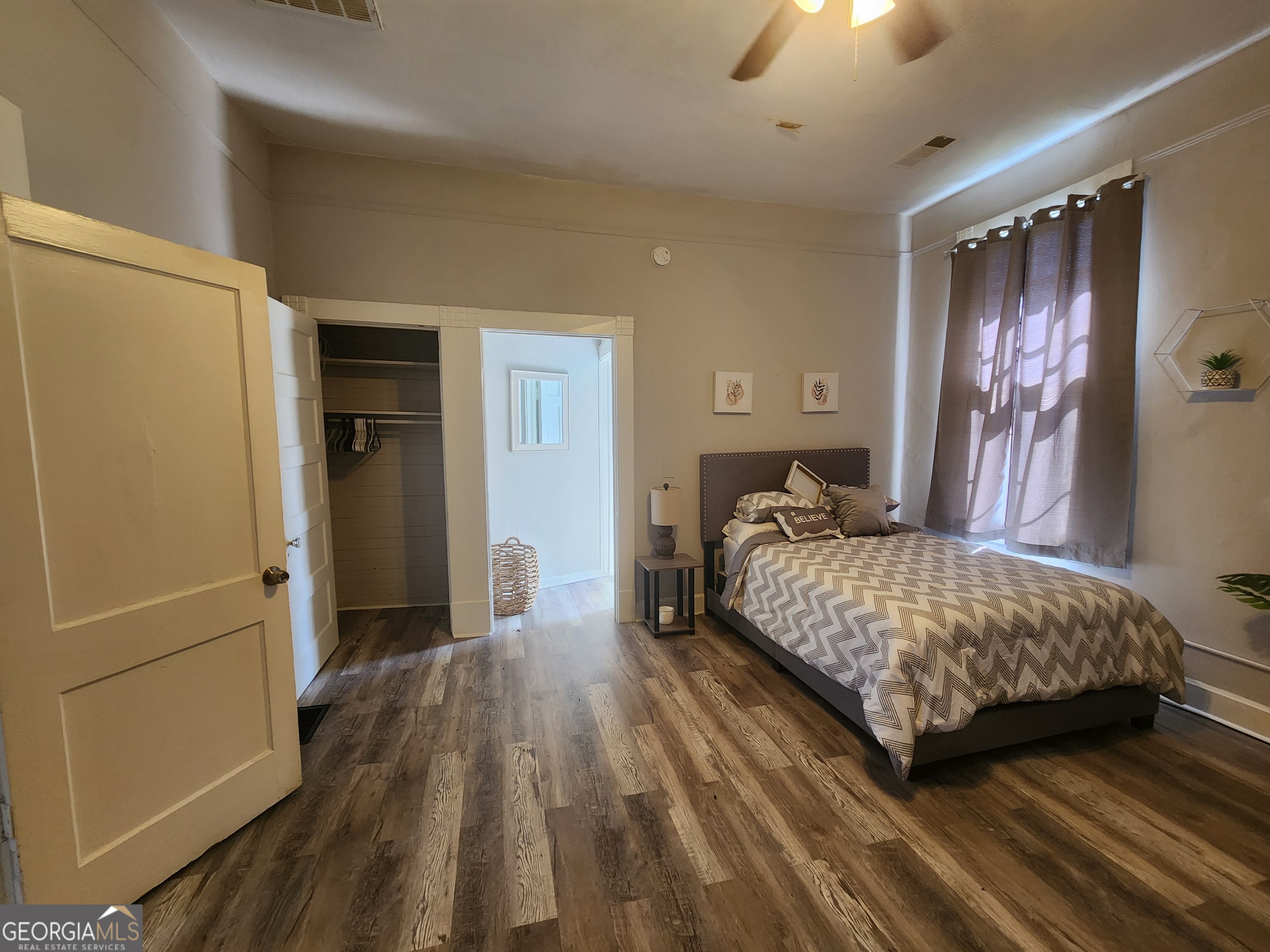 917 Oakview Avenue # 5 Property Photo 13