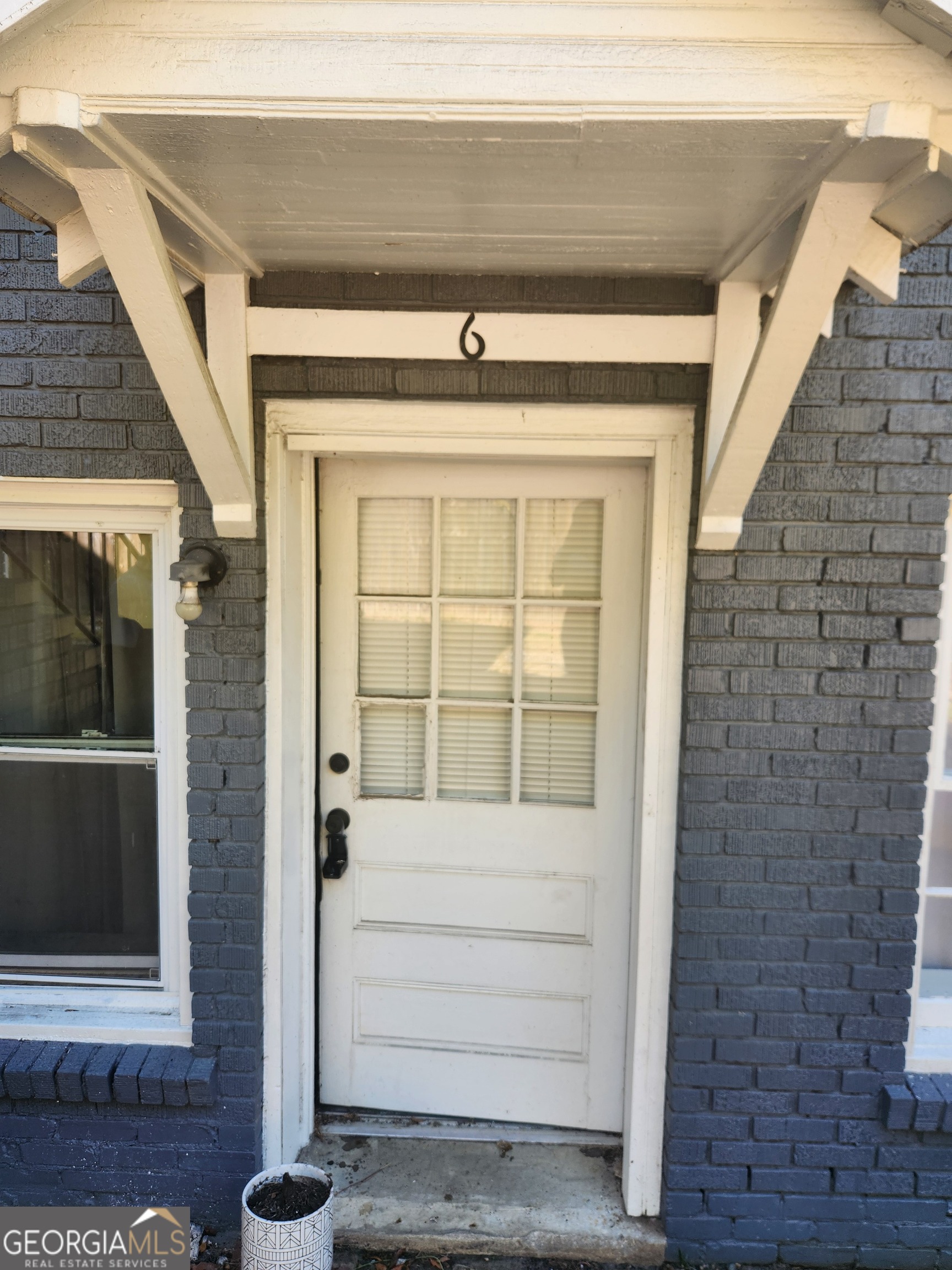 917 Oakview Avenue # 6 Property Photo 3