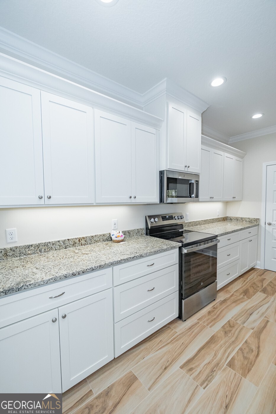 208 The Villas Way Property Photo 7