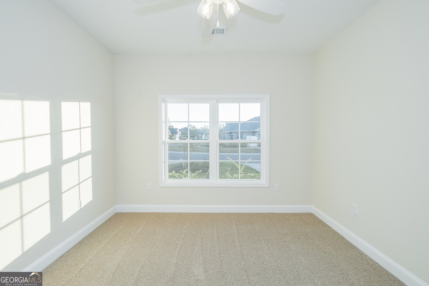 208 The Villas Way Property Photo 32