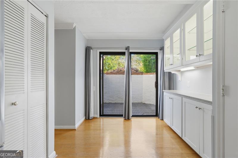 78 Dunwoody Springs Drive # 78 Property Photo 6