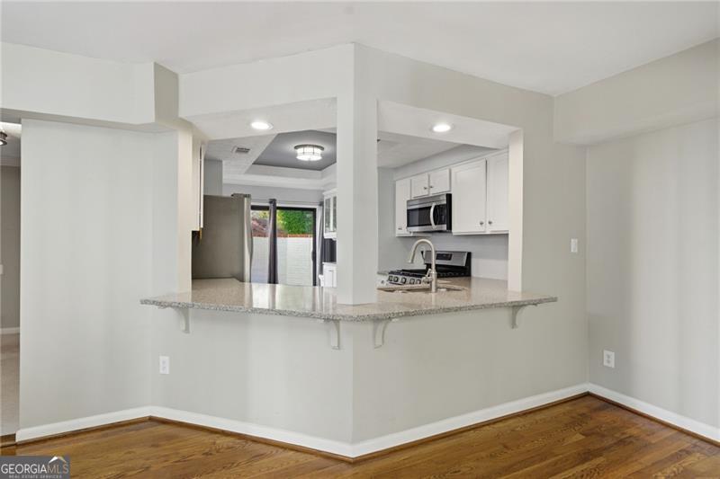 78 Dunwoody Springs Drive # 78 Property Photo 18