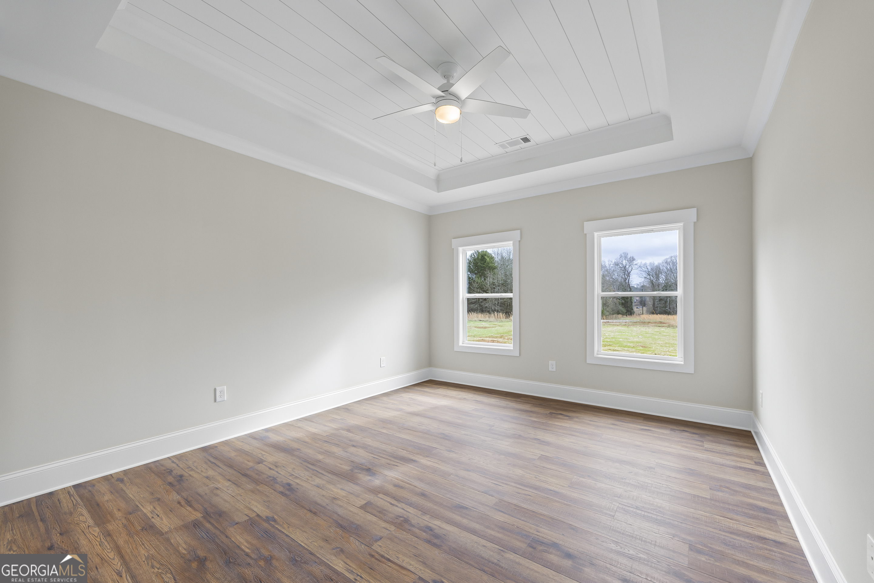 570 Davis Road Property Photo 31