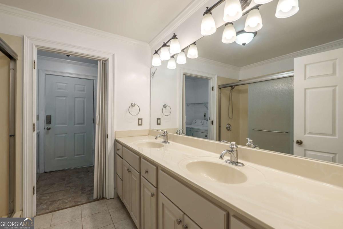 248 W River Bend Drive Property Photo 19