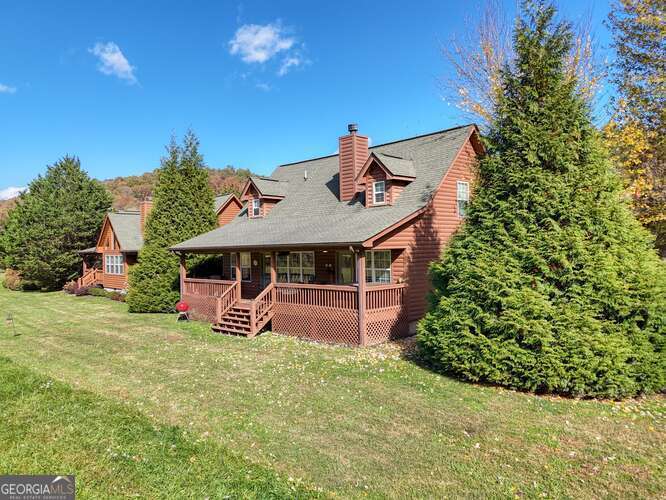 3558 Riverfront Lane Property Photo 4