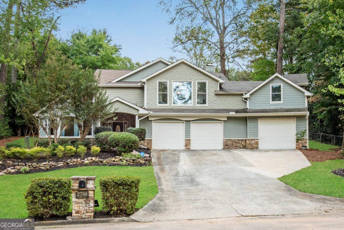 2790 Burtz Drive Property Photo 1