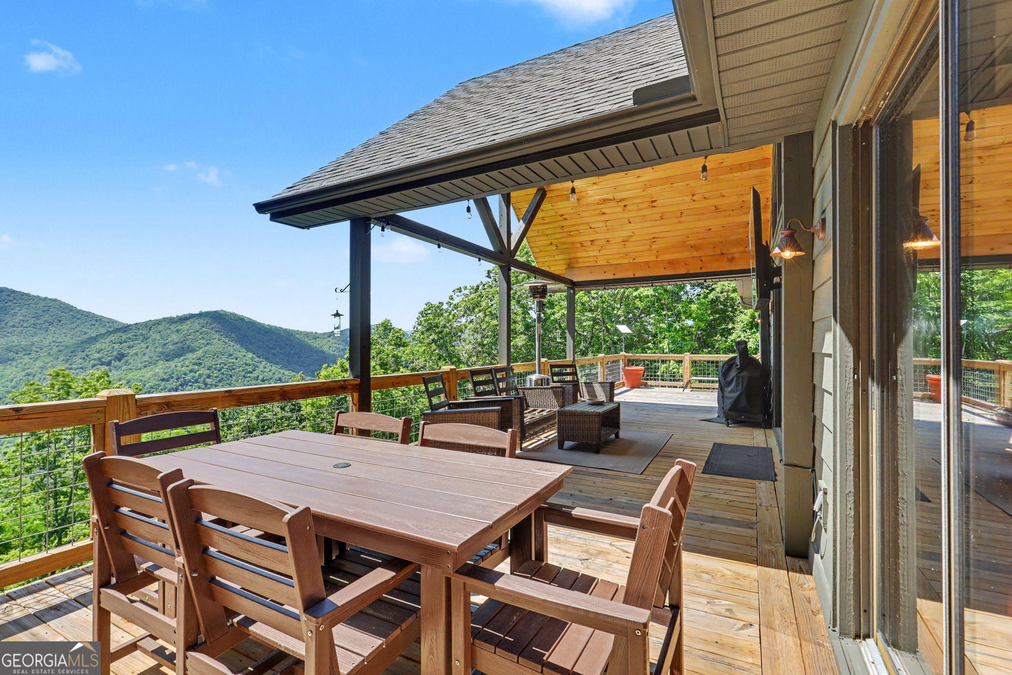2379 Ridgepole Drive Property Photo 14