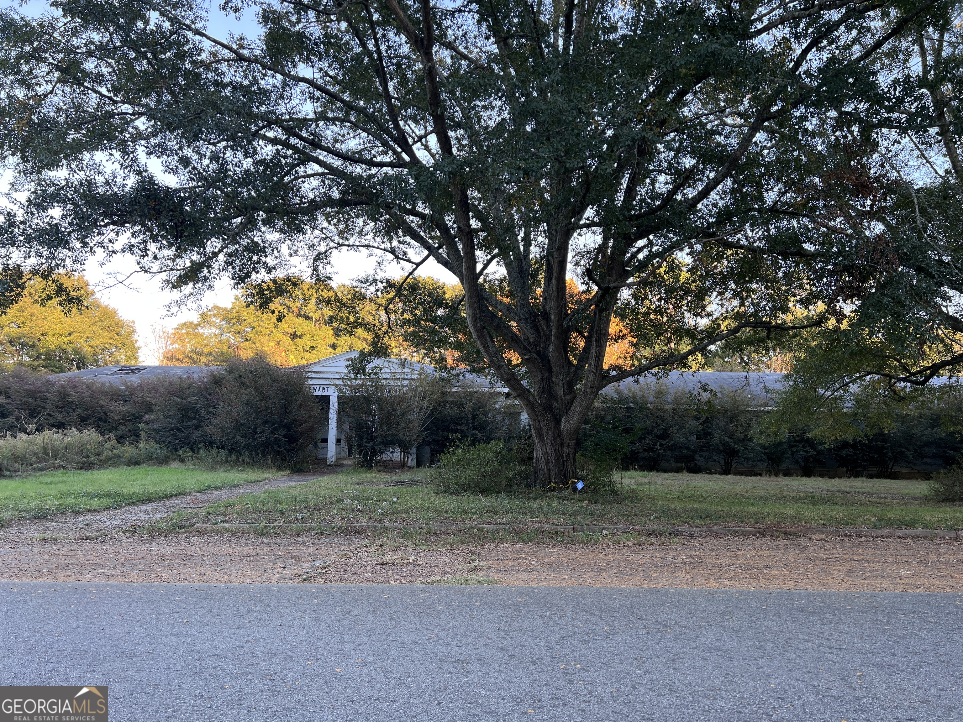 580 Alston Street Property Photo 1