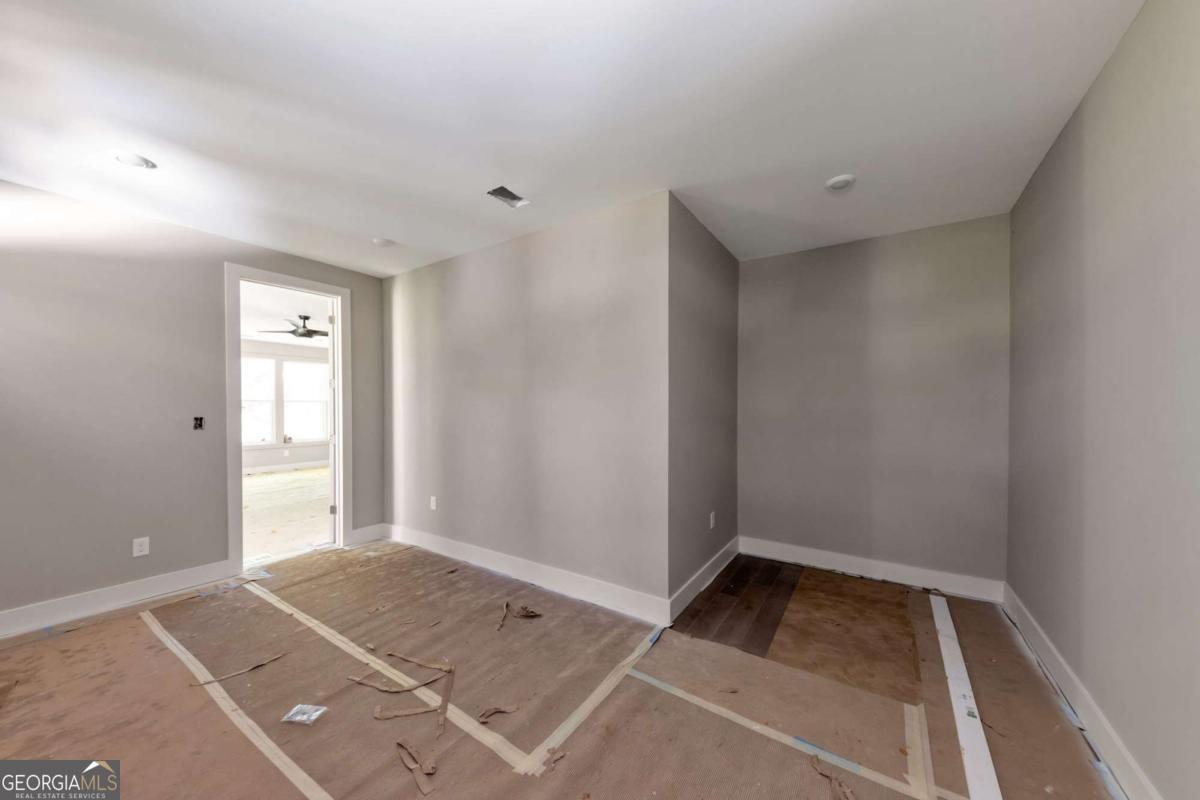1690 Adams Drive Sw Property Photo 32