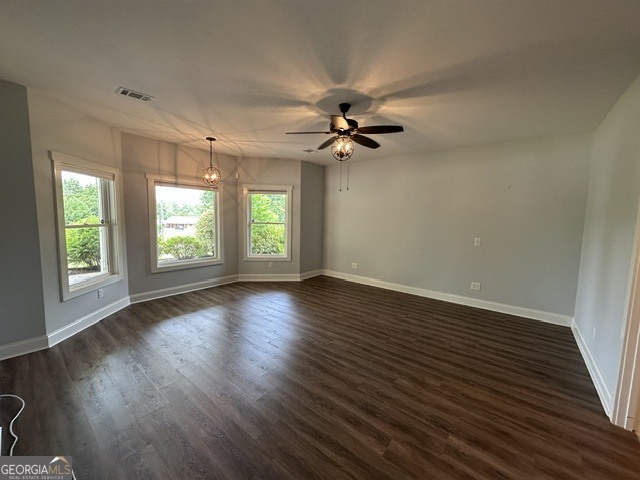 340 Thomas Drive Property Photo 23