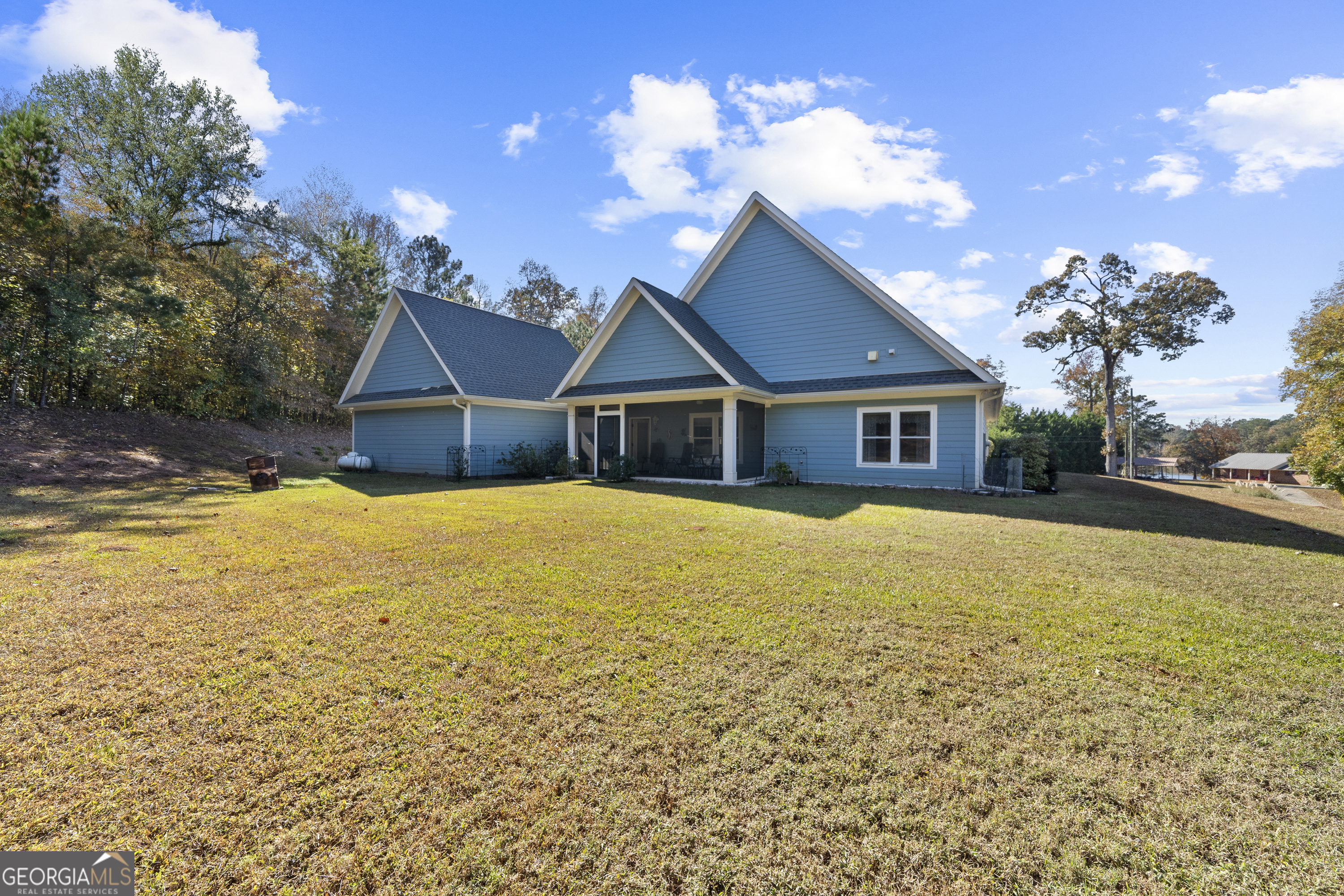 340 Thomas Drive Property Photo 45