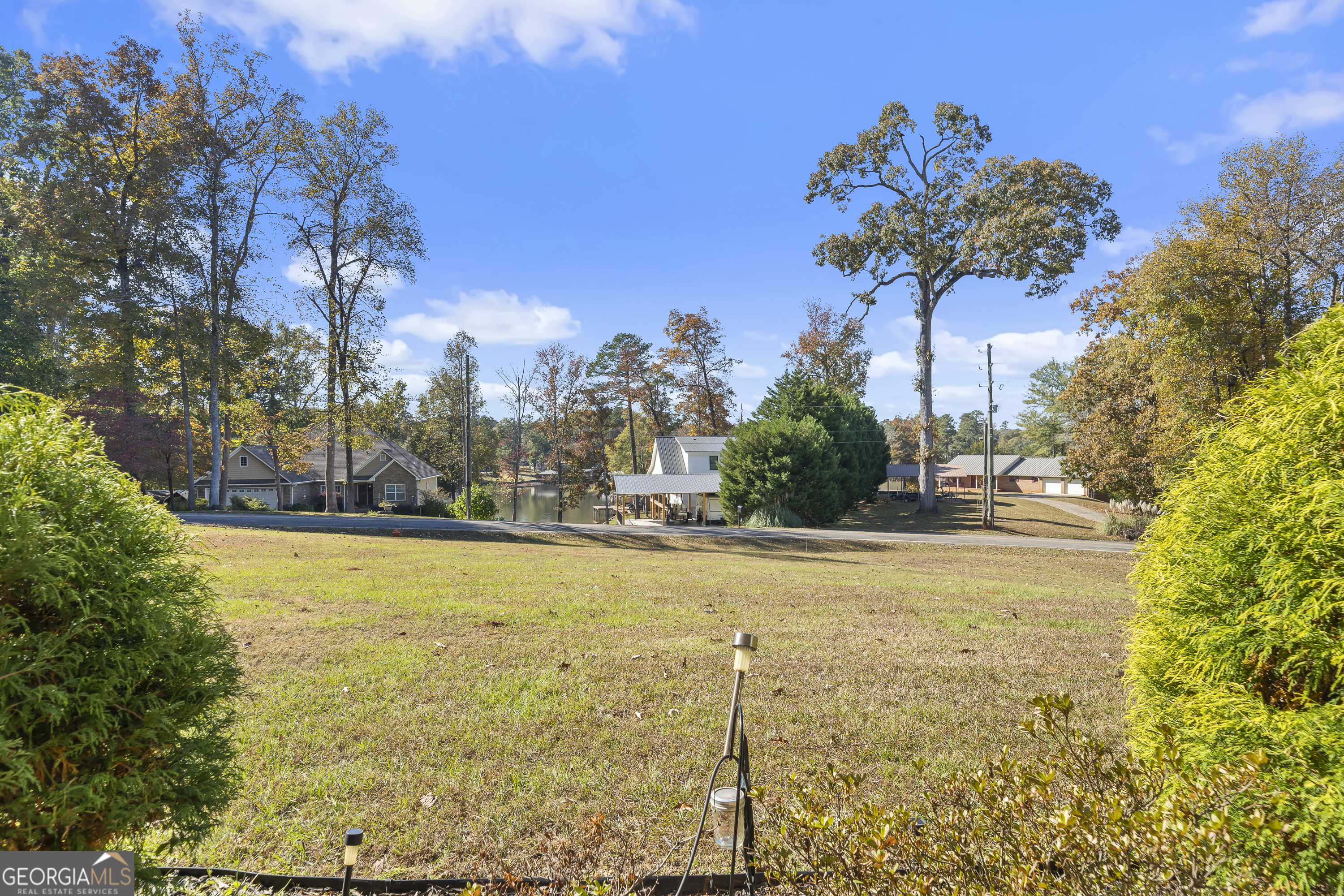 340 Thomas Drive Property Photo 49