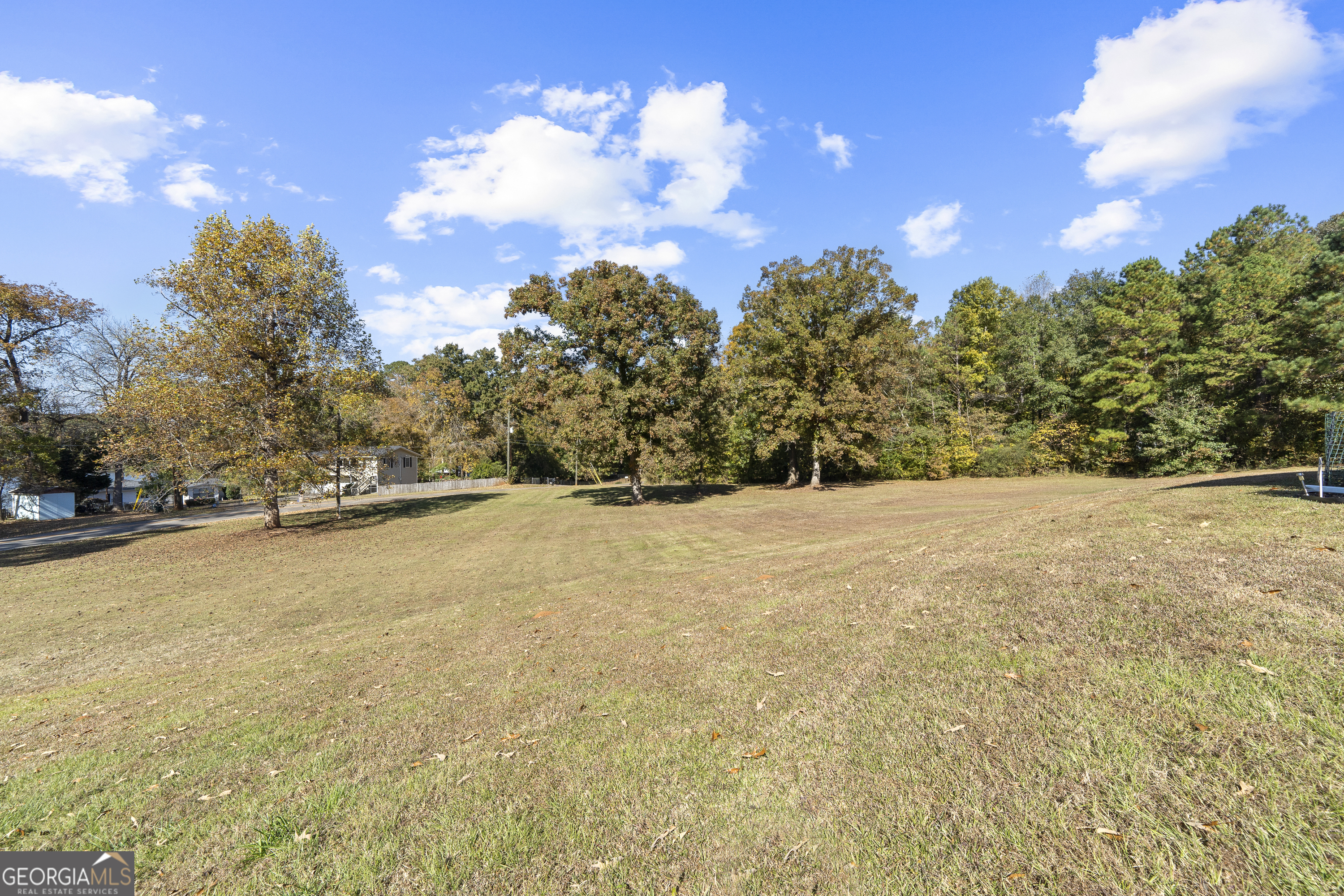 340 Thomas Drive Property Photo 50
