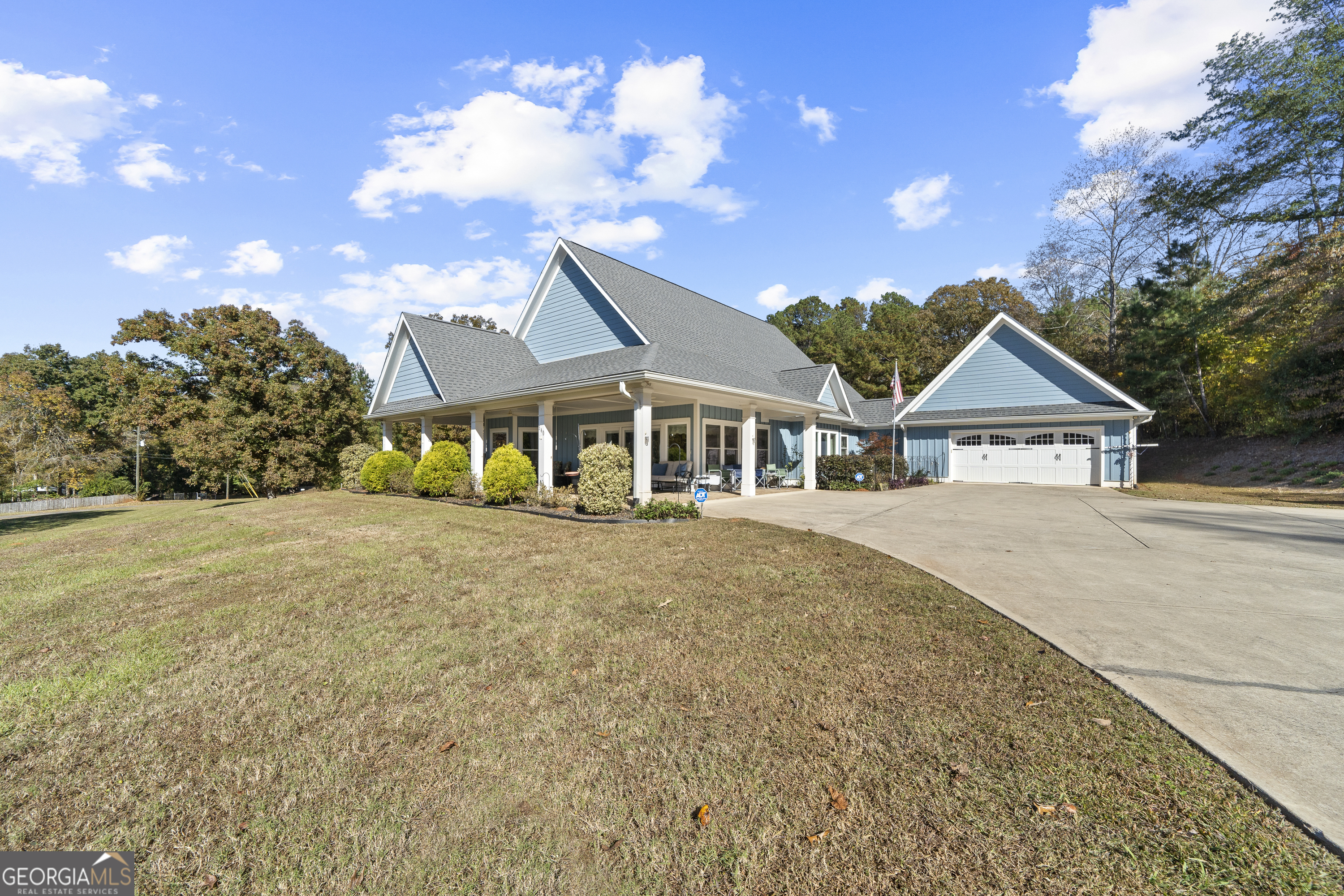 340 Thomas Drive Property Photo 53