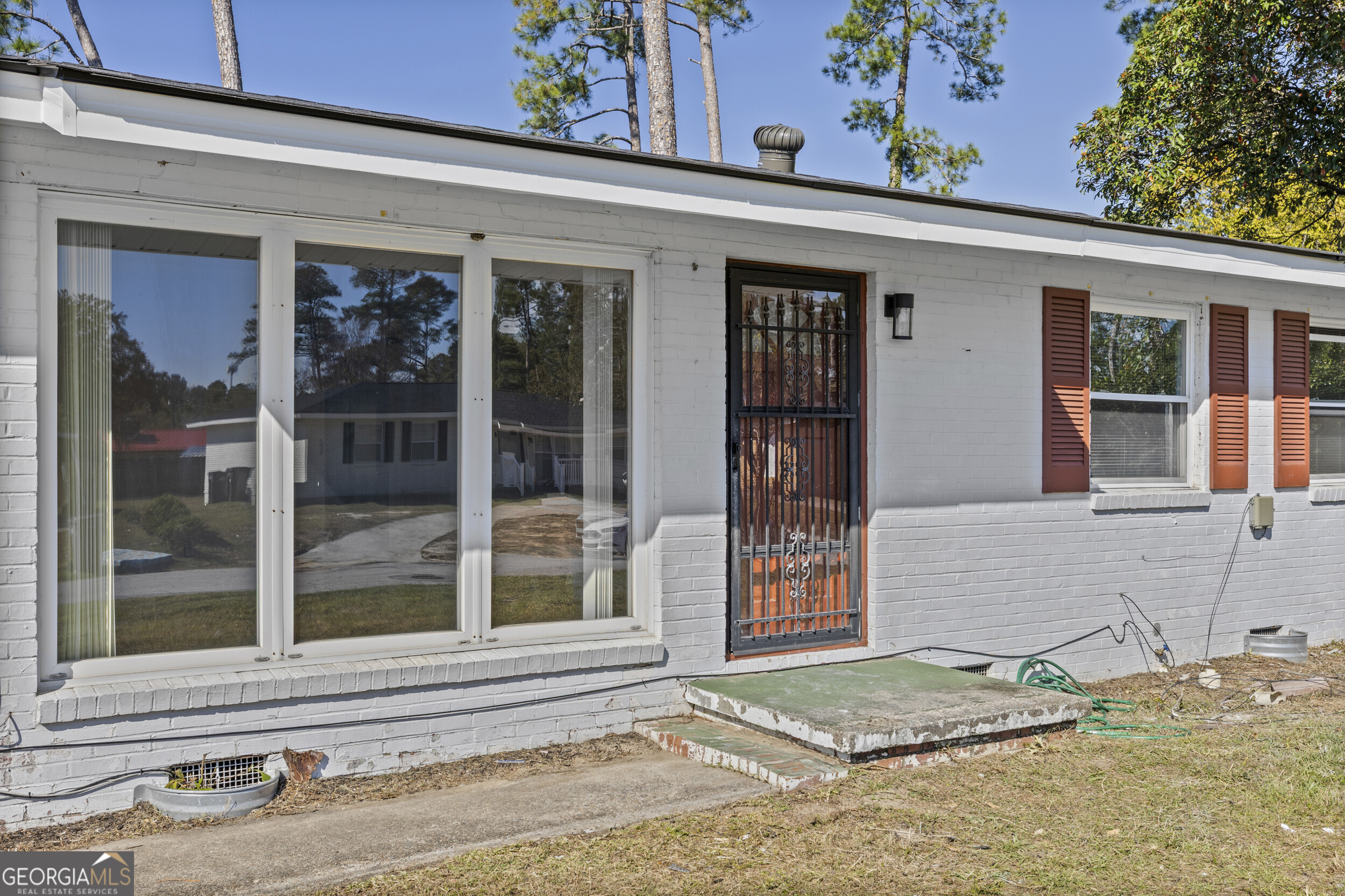 3317 Forest Estates Drive Property Photo 2