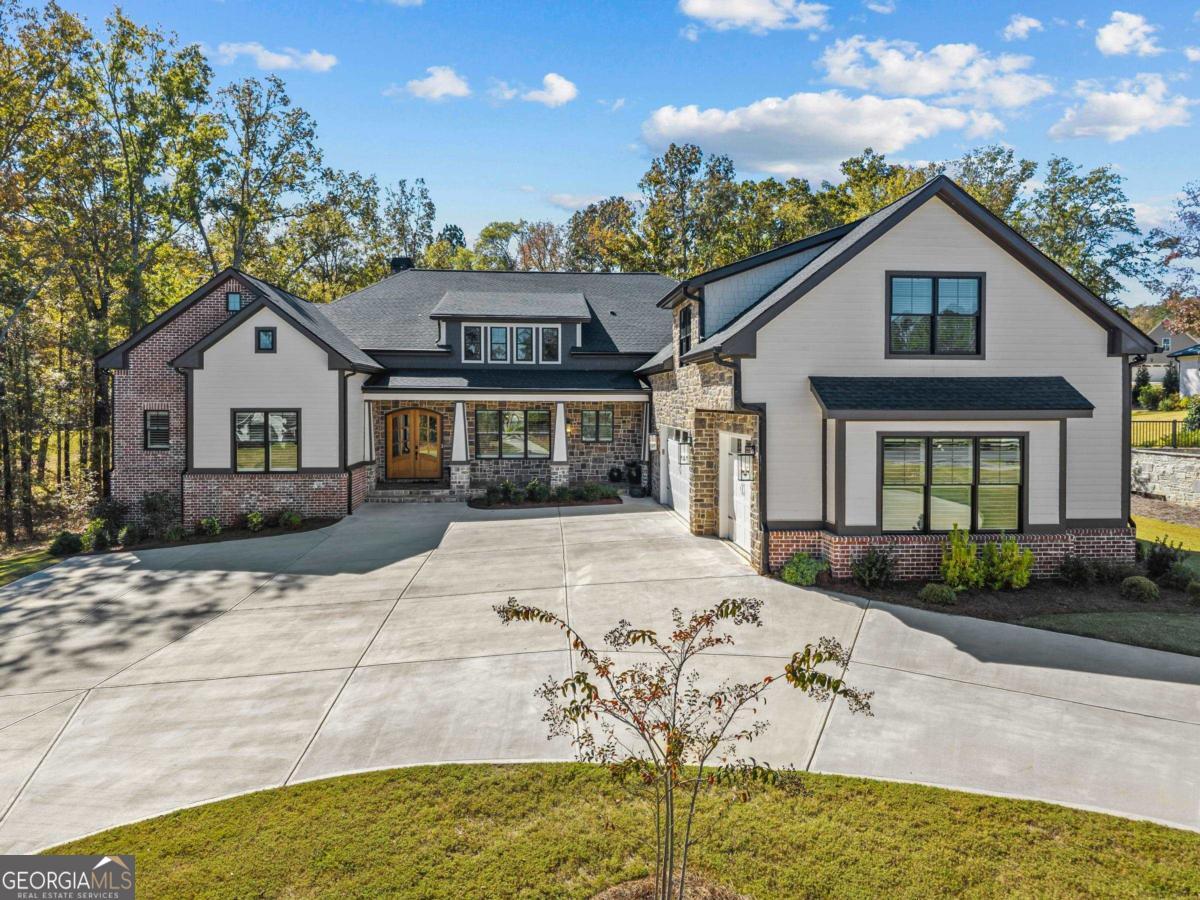 184 Harmony Bay Drive Property Photo 1