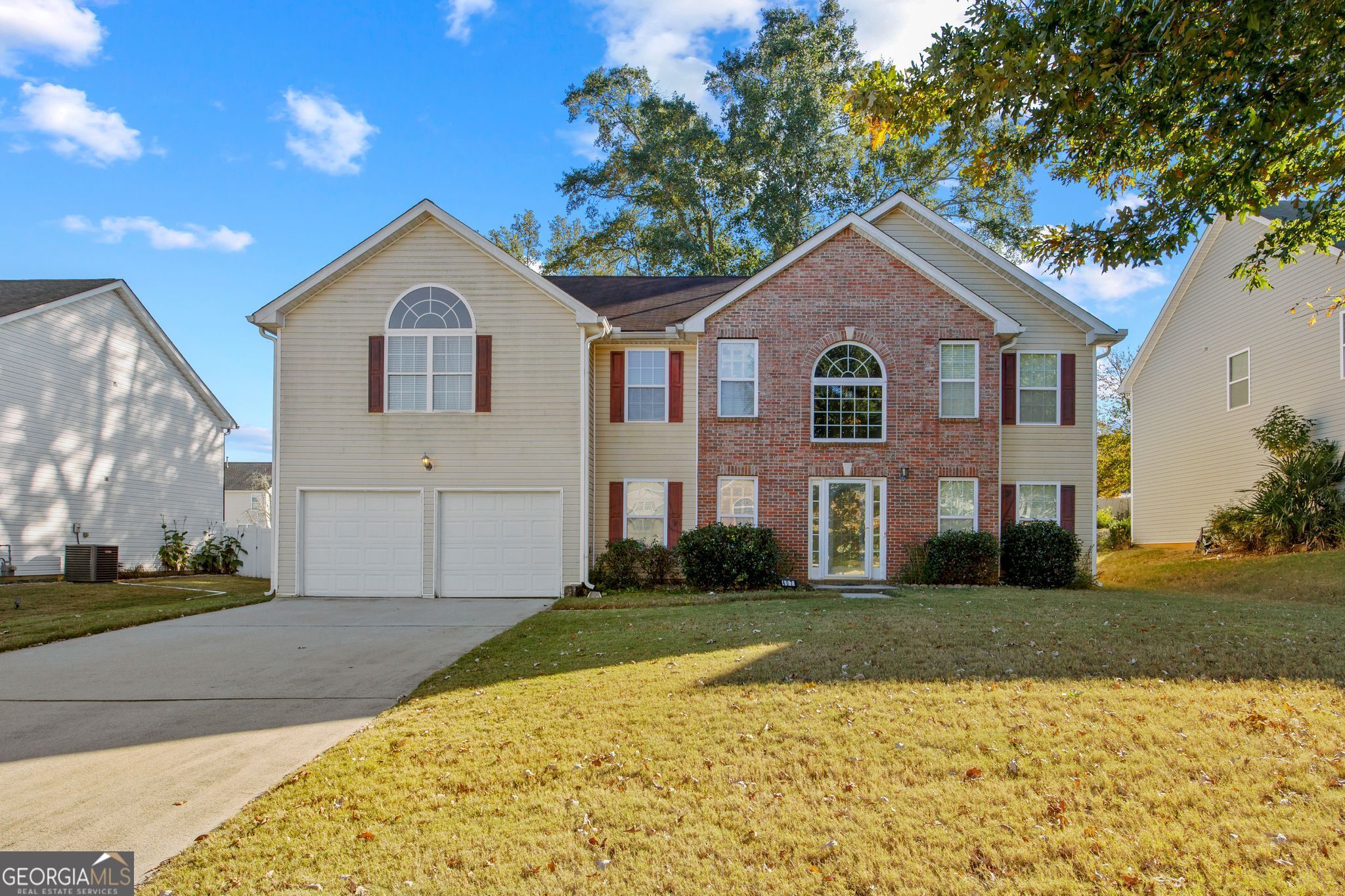 407 Grier Drive Property Photo 1