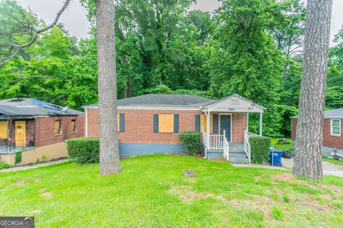 2817 Burton Road Nw Property Photo 1