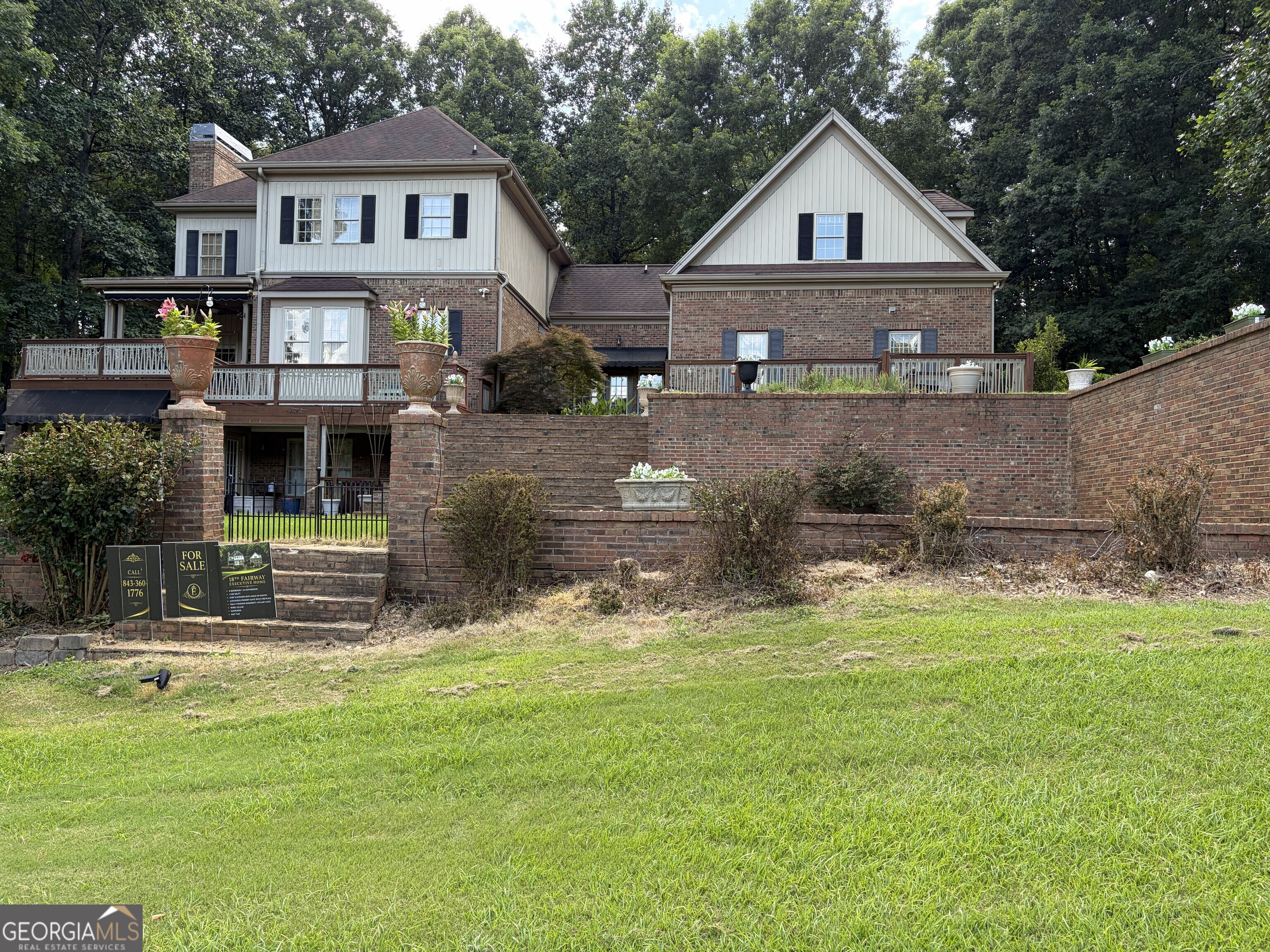 3 Club Drive Property Photo 1