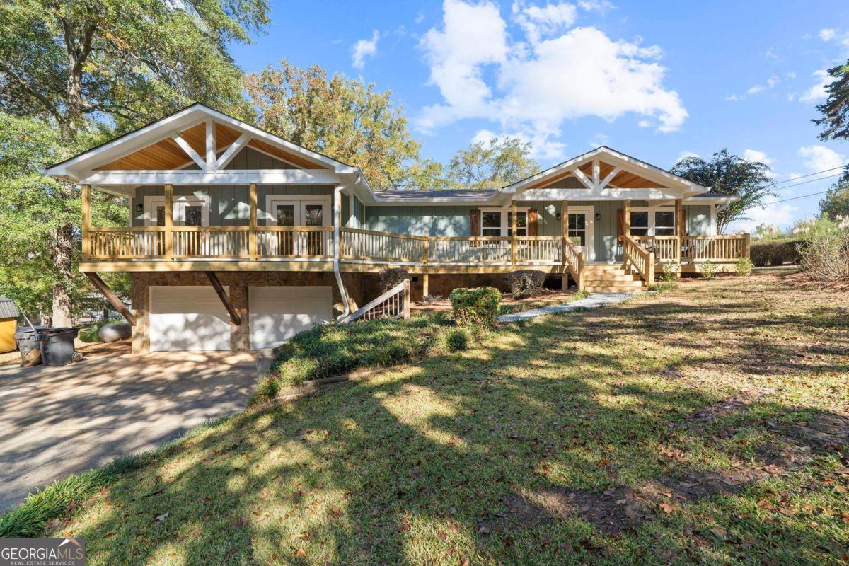 113 Admirality Way Property Photo 8