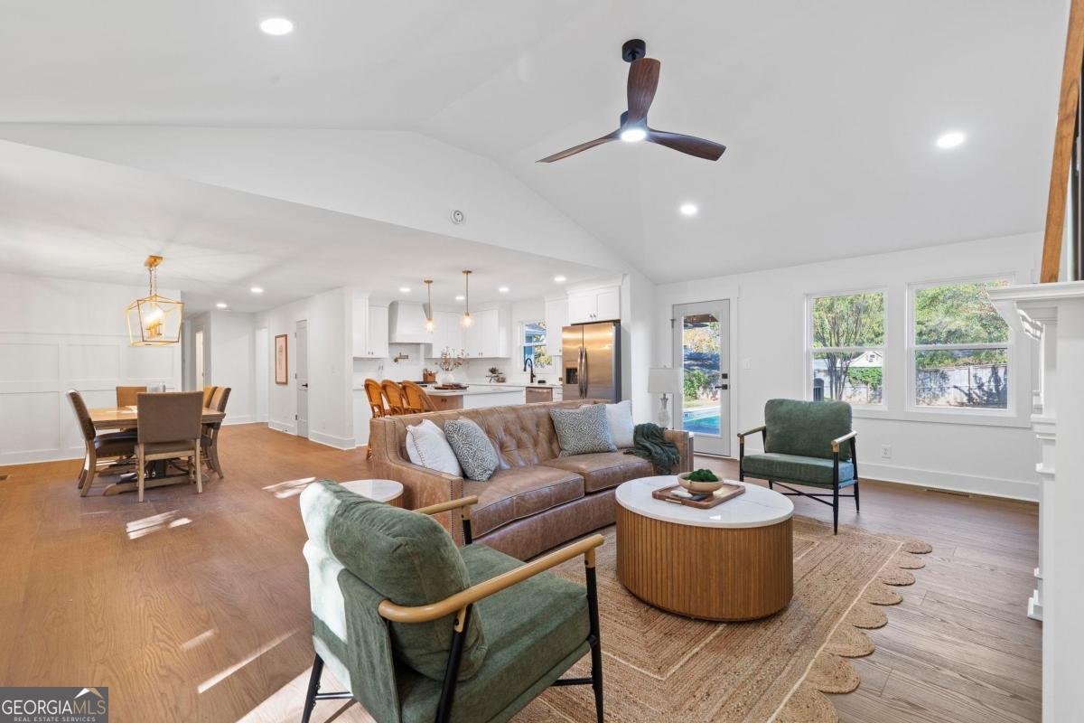113 Admirality Way Property Photo 15