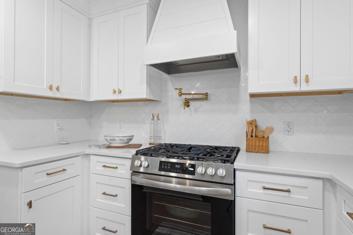 113 Admirality Way Property Photo 27