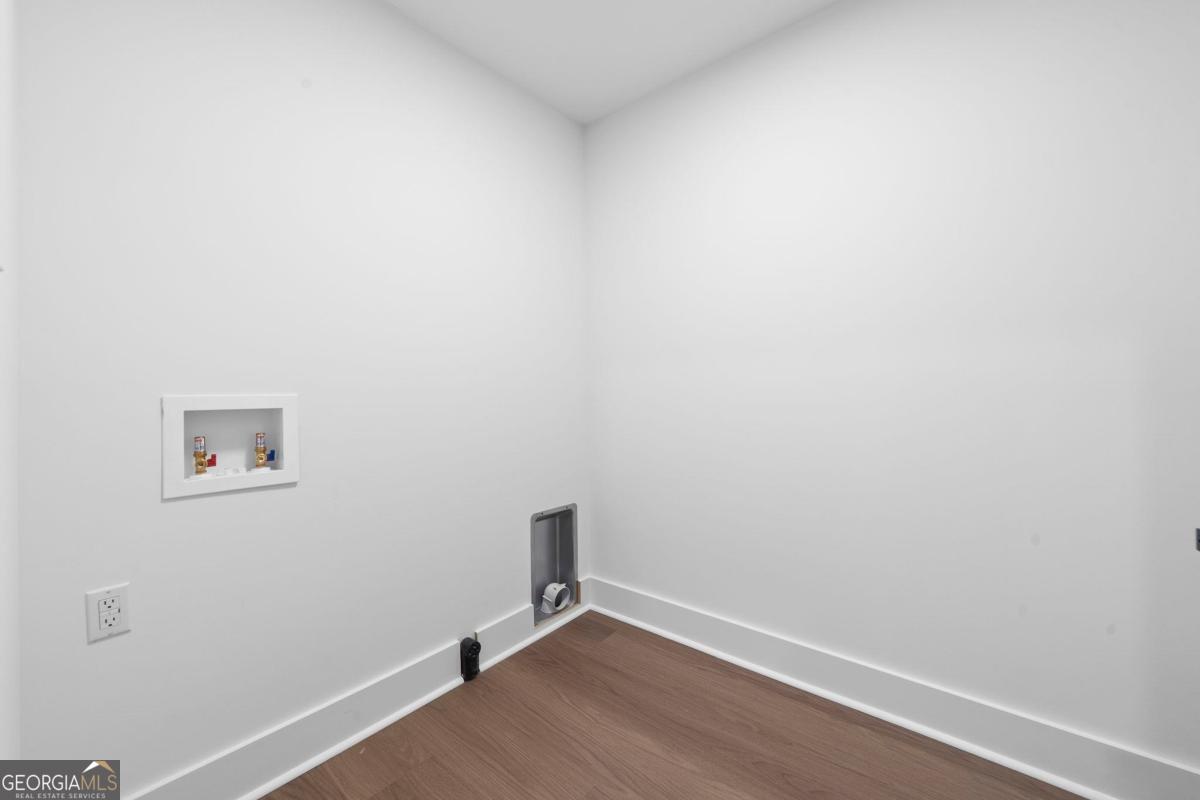 113 Admirality Way Property Photo 30