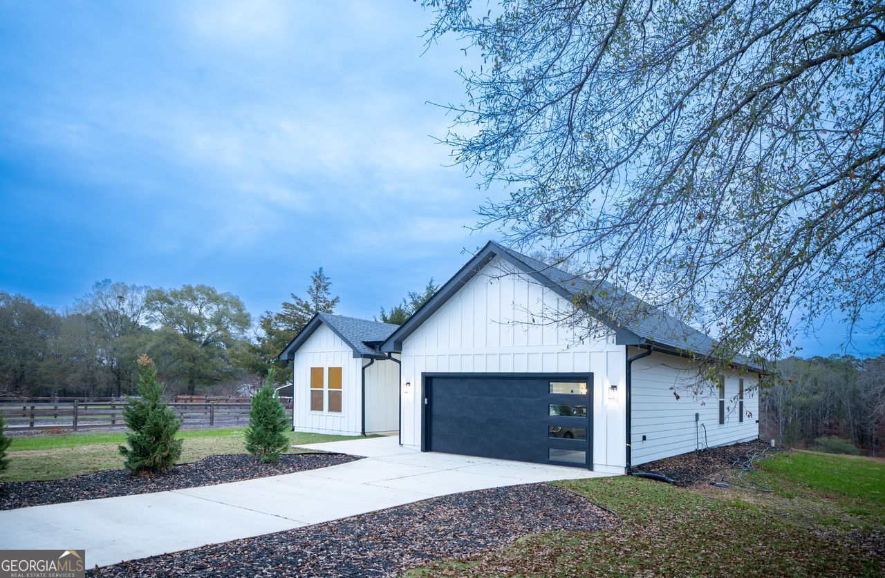 2590 Walton Downs Road # 3 Property Photo 3