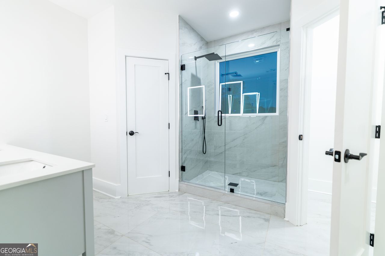 2590 Walton Downs Road # 3 Property Photo 10