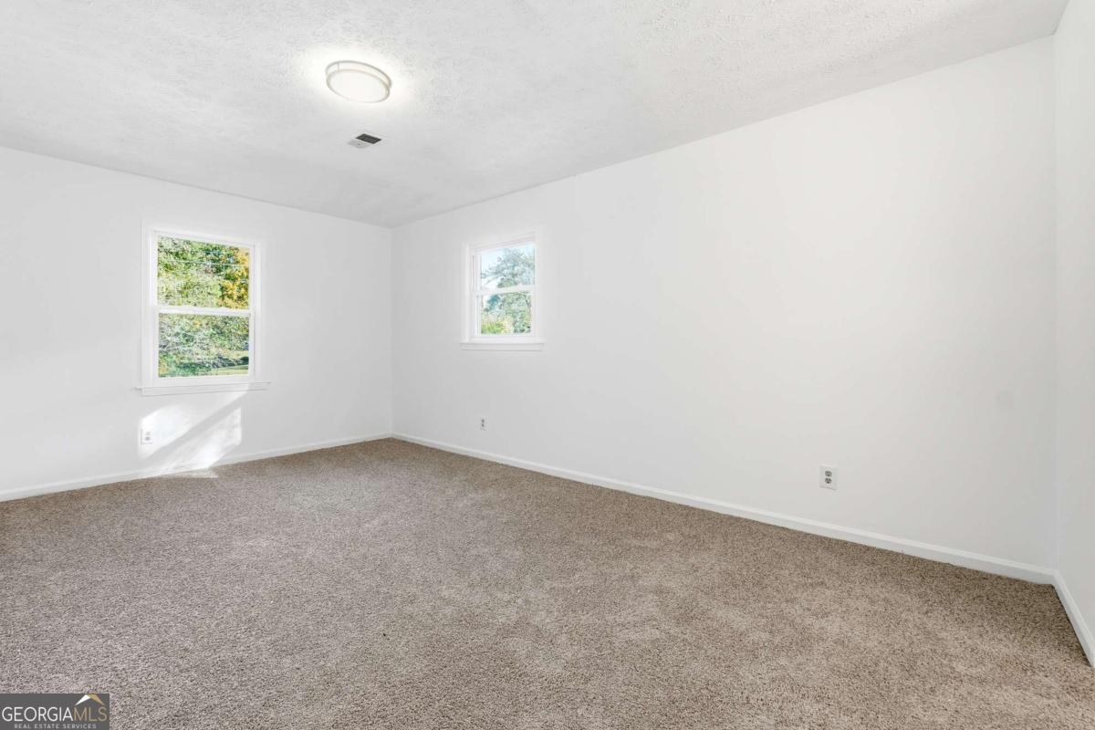 6917 Laurelwood Drive Property Photo 12
