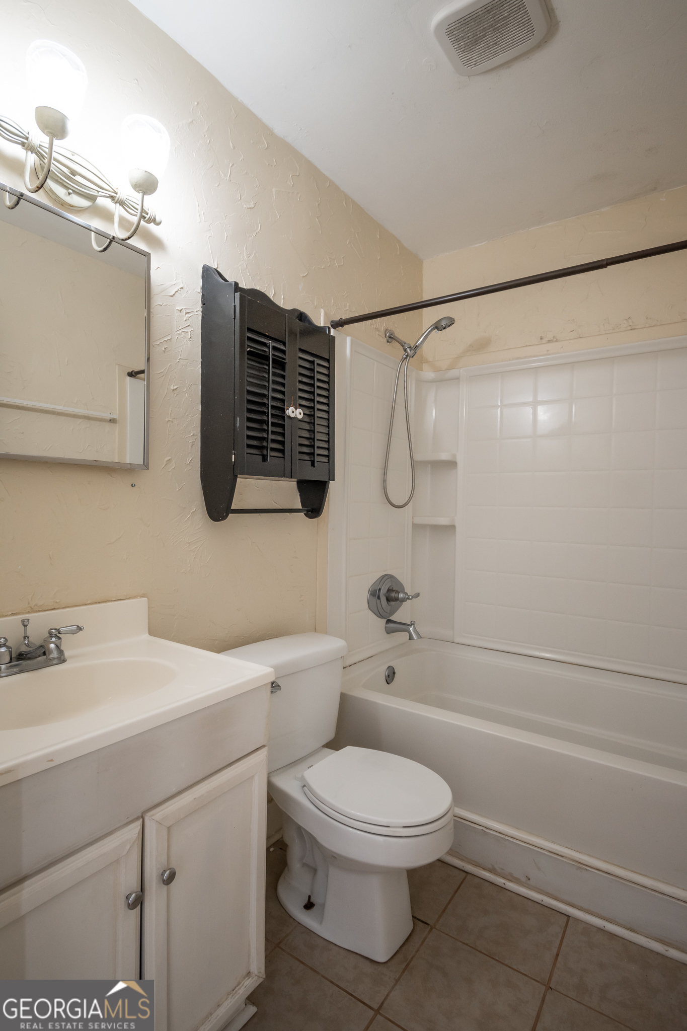 175 Habersham Way Property Photo 31