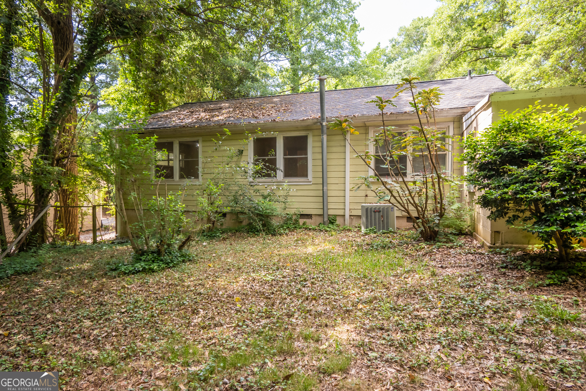 175 Habersham Way Property Photo 42