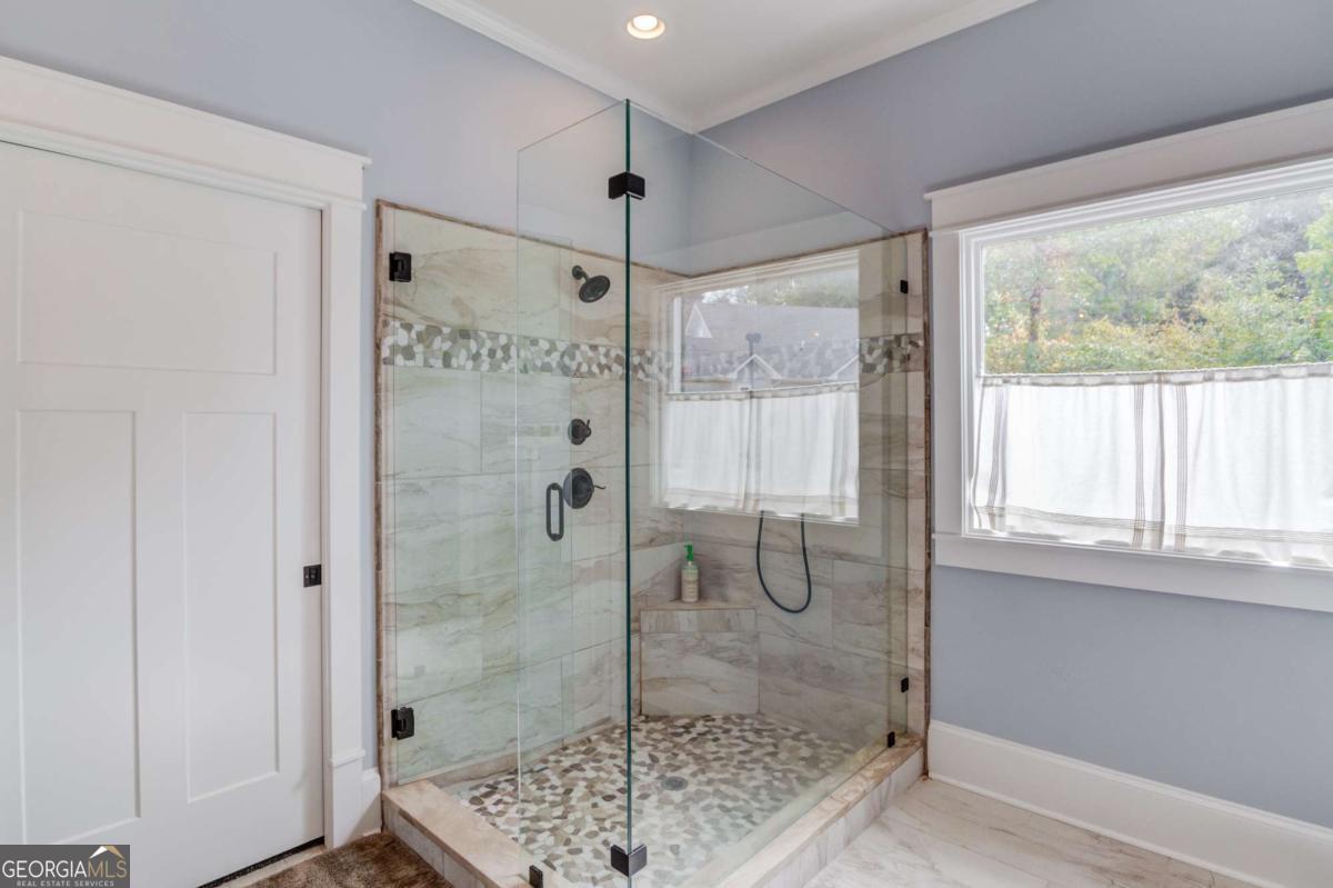 624 Skyland Drive Property Photo 25