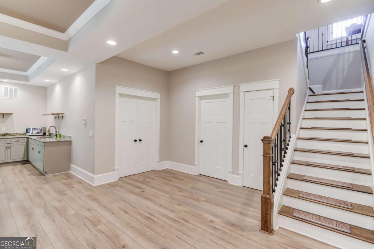 624 Skyland Drive Property Photo 37