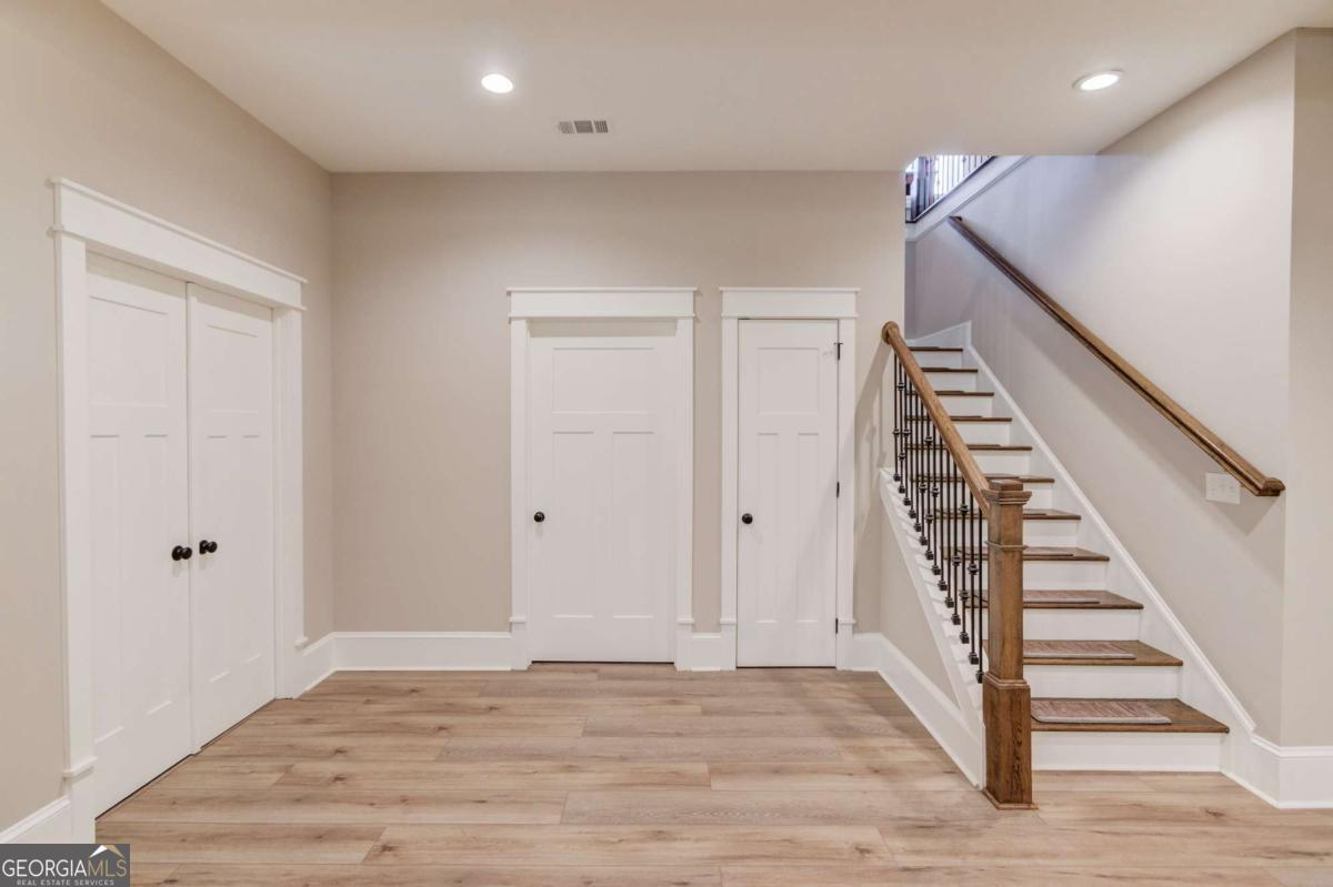 624 Skyland Drive Property Photo 39
