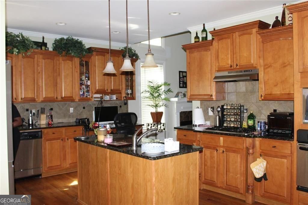 3411 Jim Moore Road Property Photo 10
