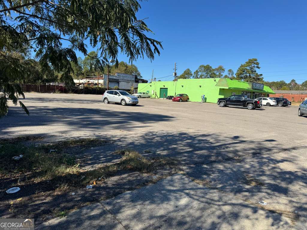 1675 Olive Road Property Photo 3