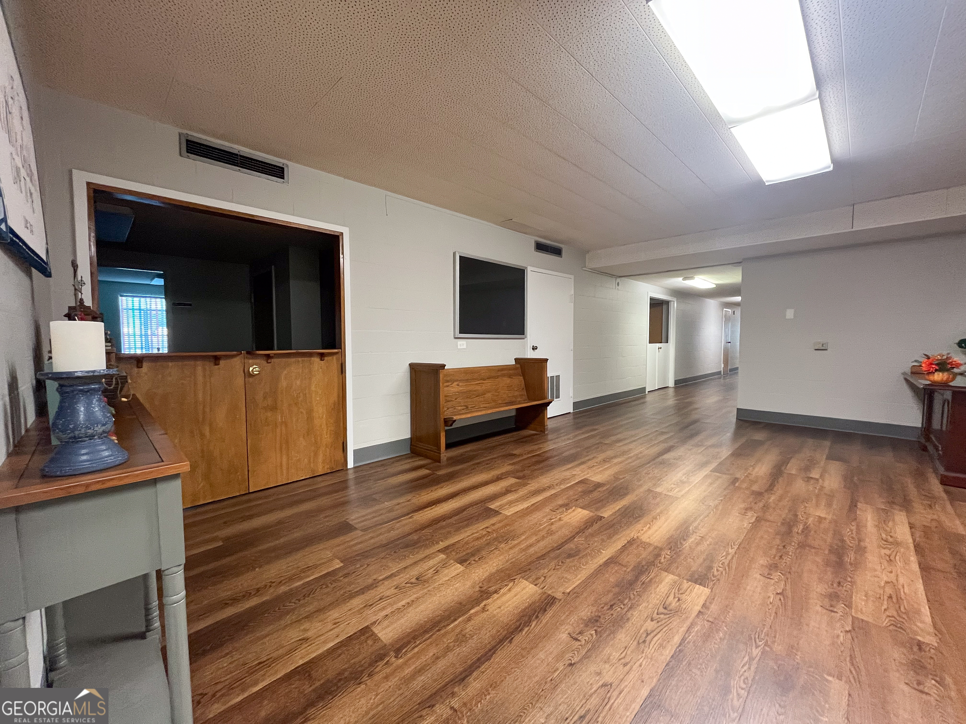 209 N Jefferson Street Property Photo 44