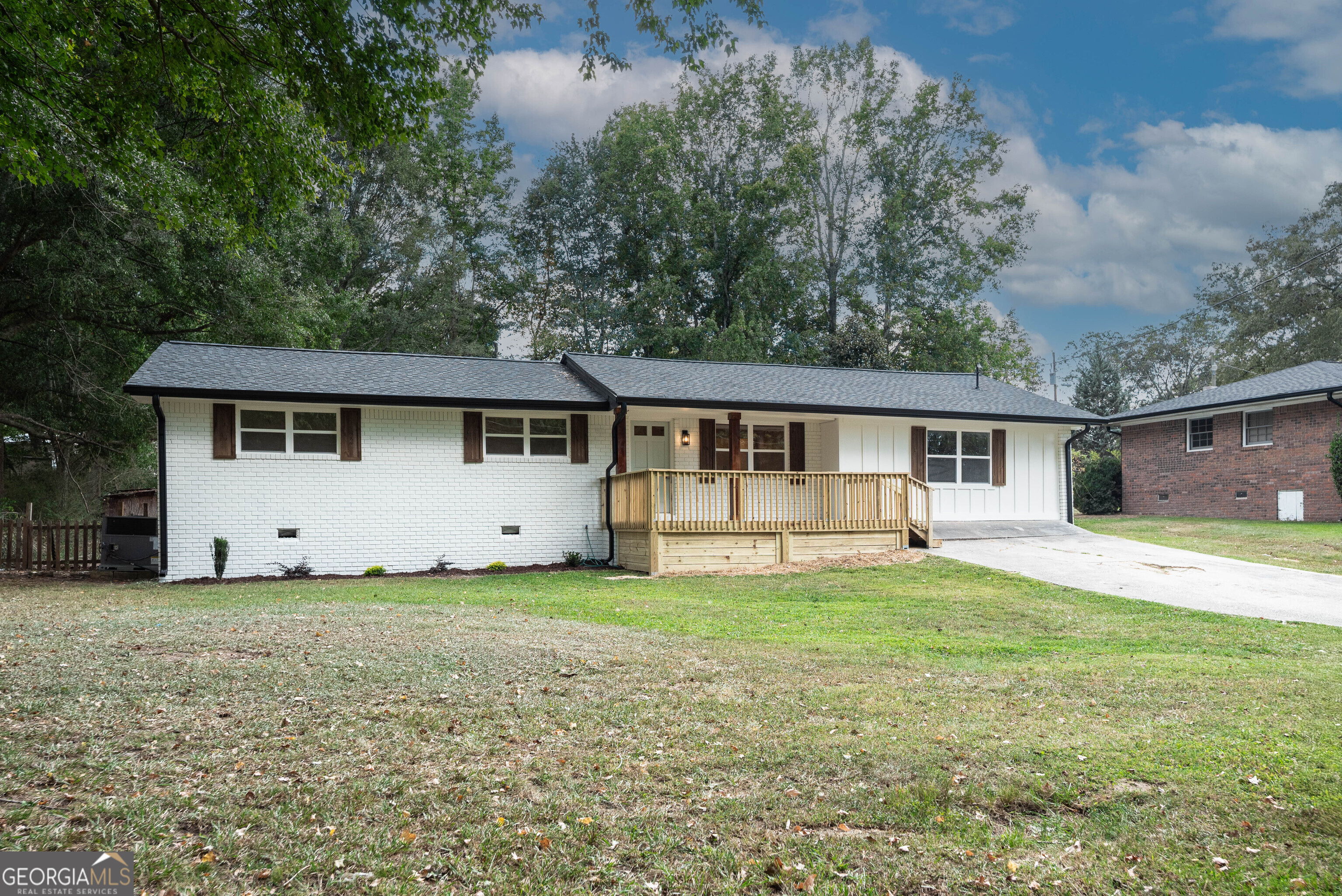 1024 Topaz Lane Property Photo 1