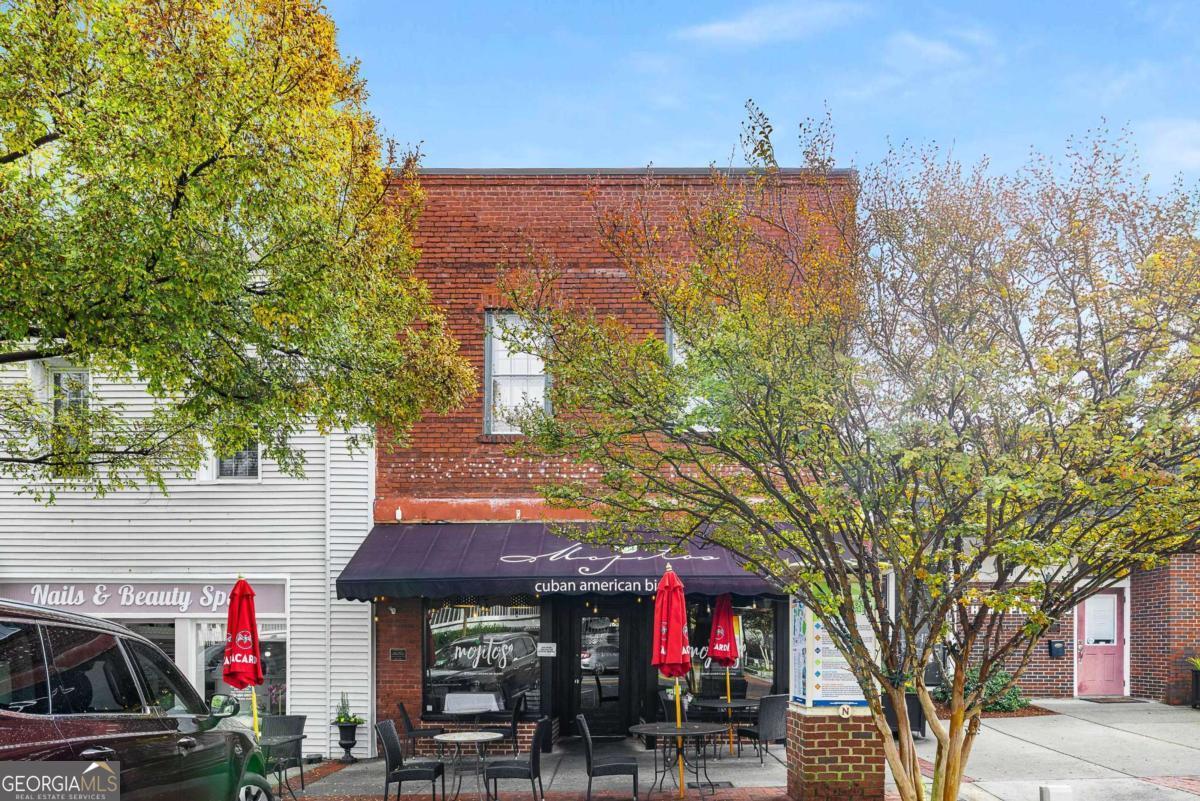 35 S Peachtree Street Property Photo 1