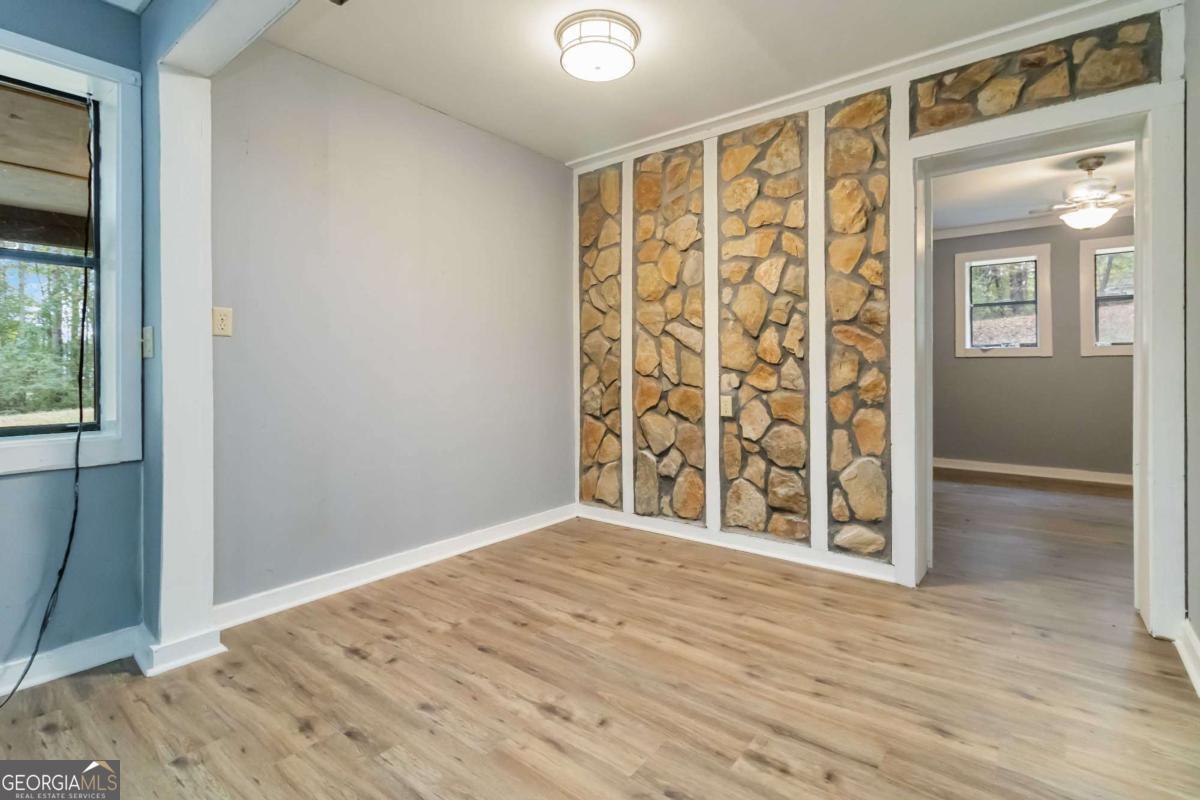 170 Pebble Path Property Photo 24