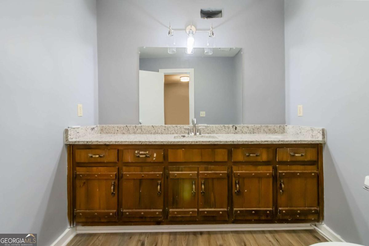 170 Pebble Path Property Photo 27