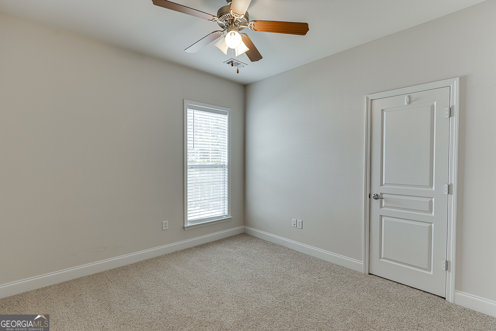 6407 Lantern Ridge Property Photo 10